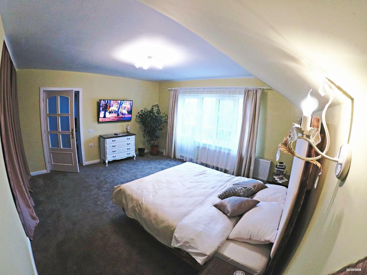 Apulum Gardens Otel Alba Iulia Dış mekan fotoğraf